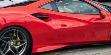 Notre outil de vérification VIN est maintenant en ligne Logo